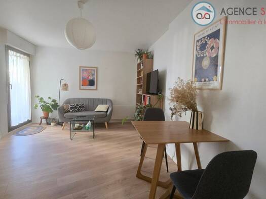 Appartement à louer 730 € 1 pièce 31 m² RDC Marceau-Tivoli Le Bouscat 33110