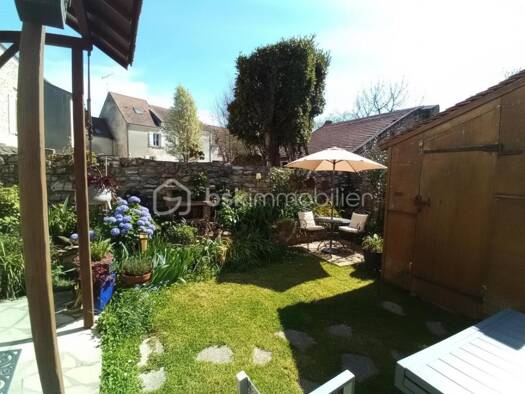 Maison de ville à vendre 235 000 € 4 pièces 3 chambres 80 m² 89 m² de terrain Est Sud Claye-Souilly 77410