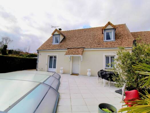 Maison à vendre 577 000 € 5 pièces 4 chambres 128 m² 758 m² de terrain Houdan 78550