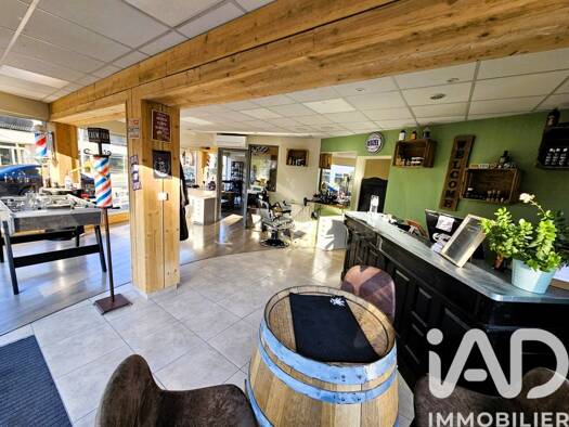 Local commercial à vendre 109 600 € 103 m² de surface de vente L'Etang Sainte-Geneviève-des-Bois 91700