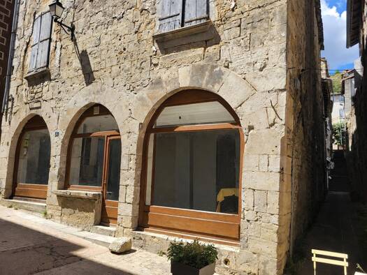 Maison à vendre 49 000 € 1 pièce 1 chambre 300 m² 145 m² de terrain Caylus 82160