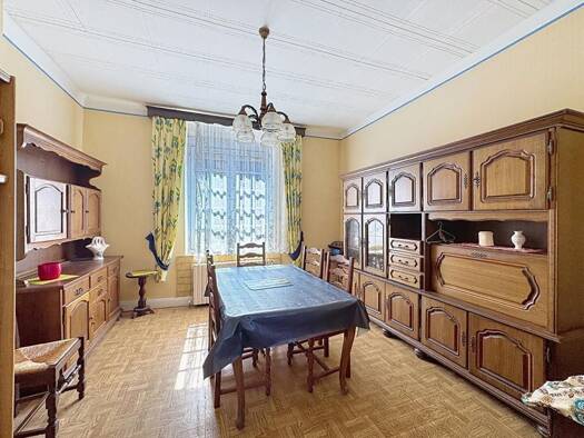 Maison à vendre 219 000 € 5 pièces 3 chambres 137 m² 550 m² de terrain Aumetz 57710