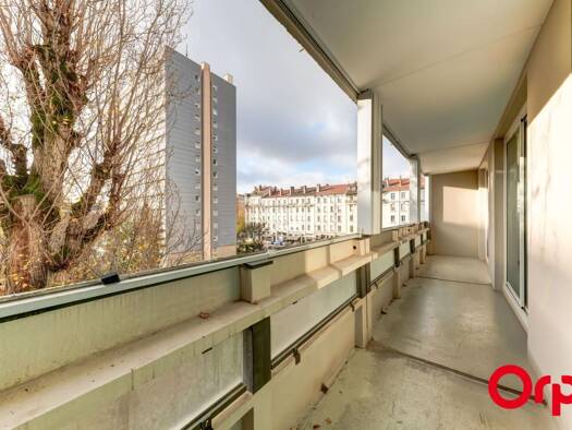 Appartement à vendre 290 000 € 4 pièces 3 chambres 88,04 m² Étage 4/8 Gratte Ciel Villeurbanne 69100