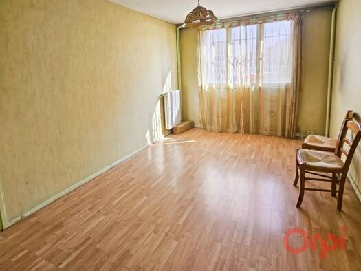 Appartement à vendre 222 000 € 2 pièces 1 chambre 41 m² RDC/7 Haut Pantin-Charles Auray Pantin 93500