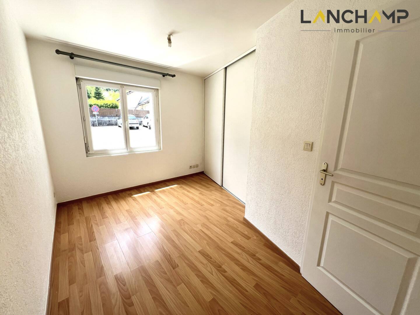 Maison à louer, 33m², CORBONOD