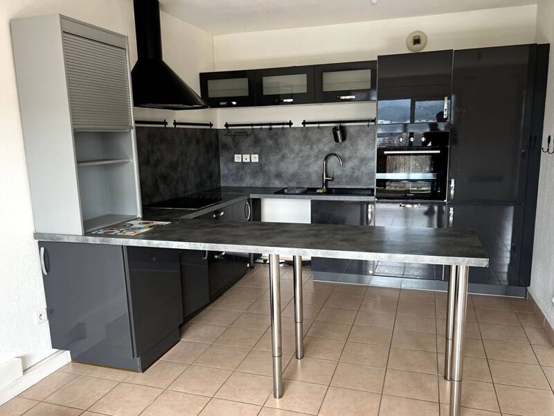 Maison à louer, 64m², MARSEILLE 11E