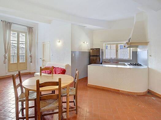 Appartement à vendre 99 000 € 1 pièce 1 chambre 42 m² Étage 1/2 Villecroze 83690