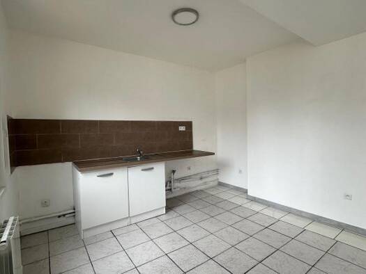 Duplex à louer 600 € 2 pièces 1 chambre 61,7 m² 1er étage Centre Bolbec 76210