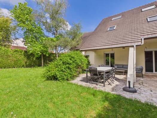 Maison à vendre 1 045 000 € 8 pièces 5 chambres 189 m² 692 m² de terrain Bois de Verrières-Coulée Verte-Parc Heller Antony 92160