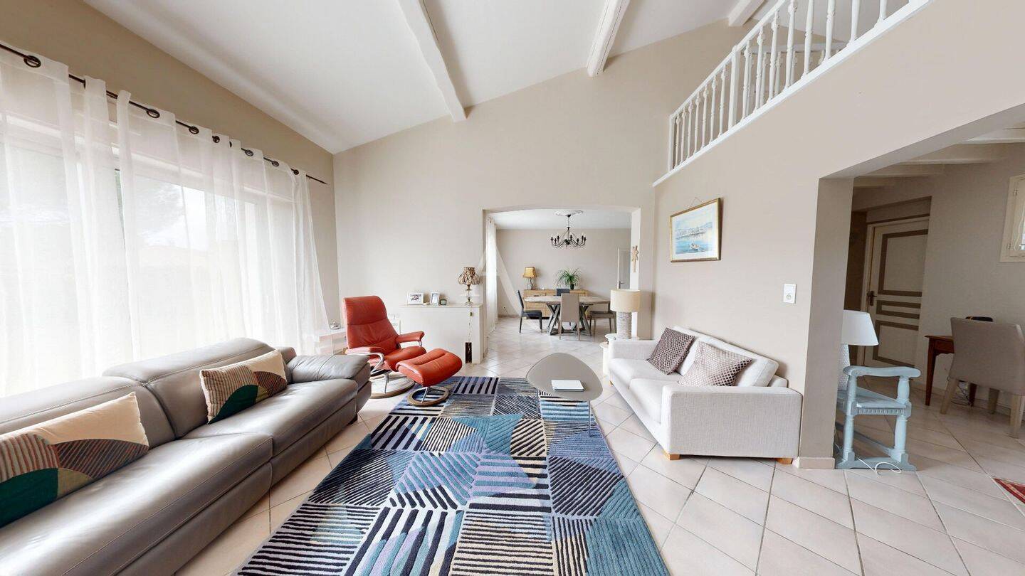 Maison à vendre, 175m², VILLEMOUSTAUSSOU
