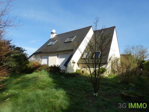 Maison à vendre 148 390 € 6 pièces 2 chambres 84 m² 976 m² de terrain Saint-Nicolas-du-Pélem 22480
