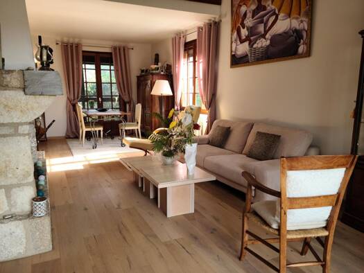 Maison à vendre 231 000 € 5 pièces 3 chambres 145 m² 512 m² de terrain Cabessut Cahors 46000