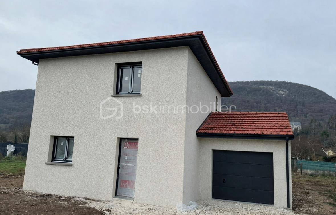 Maison à vendre, 84m², SAINT CLAIR DE LA TOUR