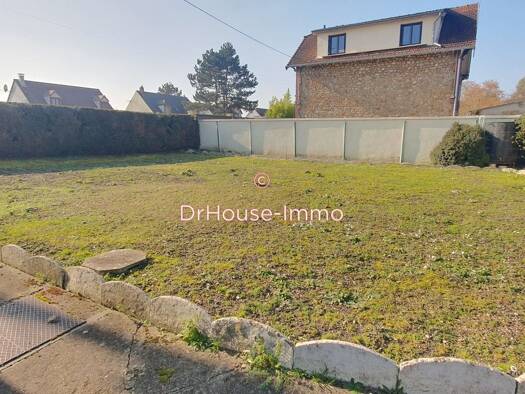 Terrain constructible à vendre 142 000 € 690 m² de terrain Mours 95260