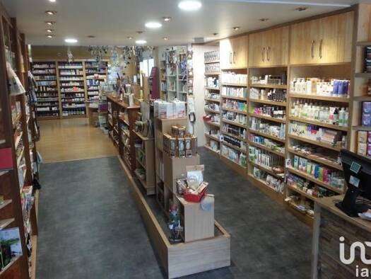 Boutique à vendre 99 000 € 125 m² de surface de vente Centre Lille 59000