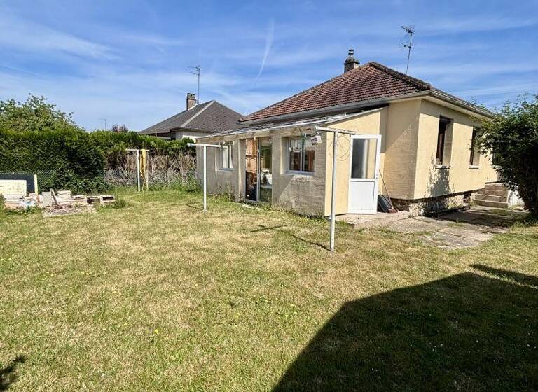 Maison de plain-pied à vendre 154 750 € 4 pièces 3<br/>chambres 84 m²<br/>superficie 577 m²<br/>terrain Roosevelt Est Le Grand-Quevilly 76120