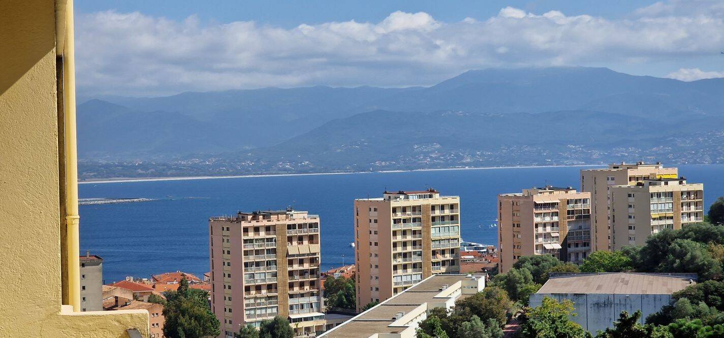 Maison à vendre, 38m², AJACCIO
