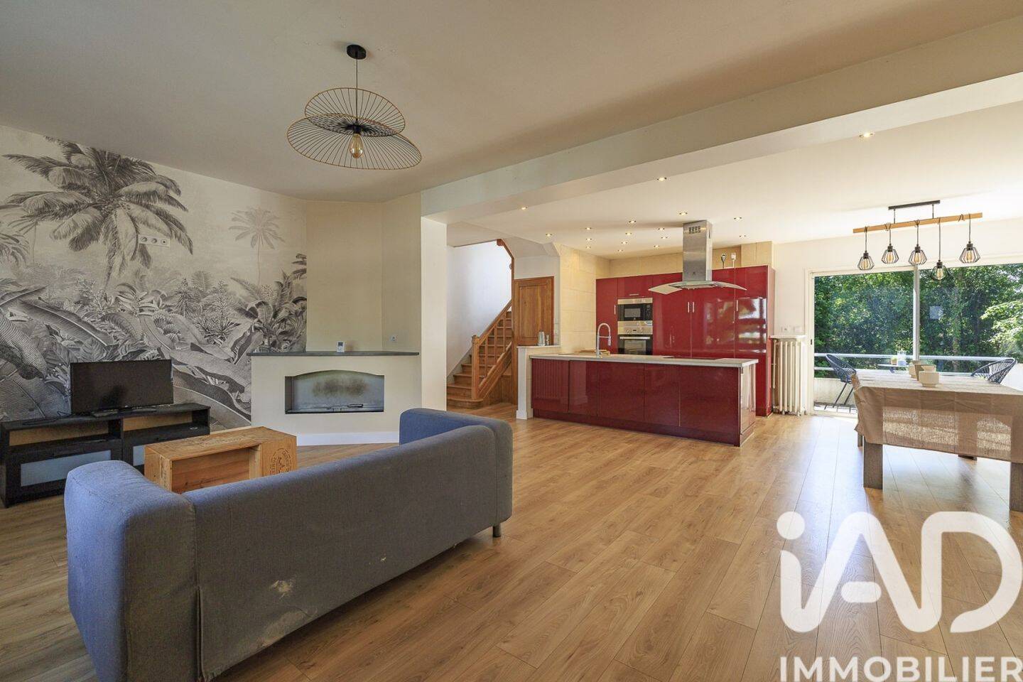 Maison à vendre, 193m², SAINT MEDARD DE GUIZIERES