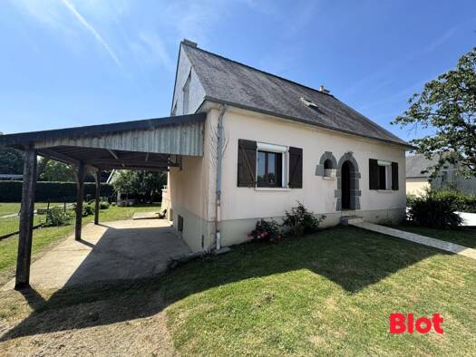 Villa à vendre 208 900 € 6 pièces 5 chambres 124,5 m² 751 m² de terrain Louvigné-de-Bais 35680