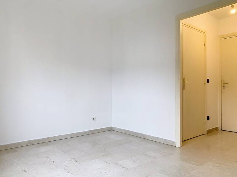 Maison à louer, 16m², MOUGINS