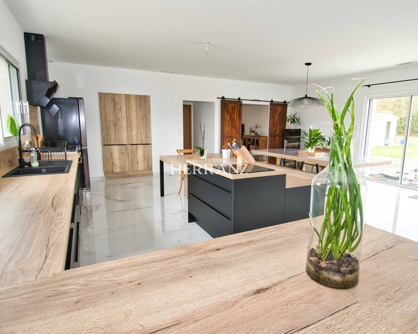 Maison à vendre, 139m², PORCHERES