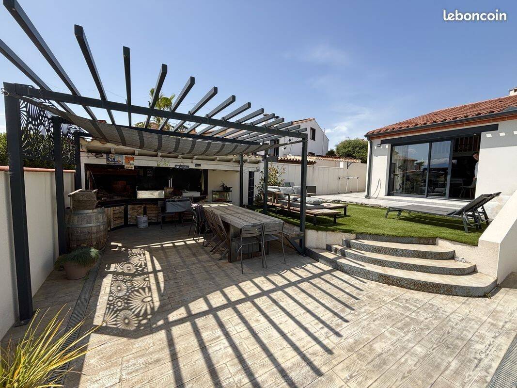 Maison à vendre, 132m², VILLENEUVE DE LA RAHO