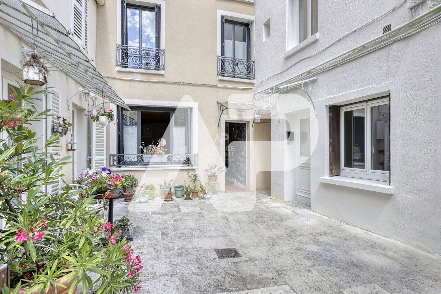 Maison à vendre, 111m², NANTERRE