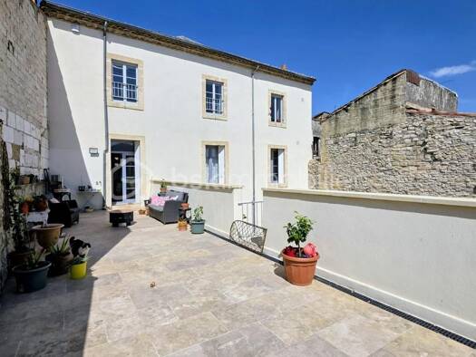 Appartement à vendre 299 900 € 4 pièces 3 chambres 106 m² Étage 1/2 Centre Ville-Mairie Lunel 34400