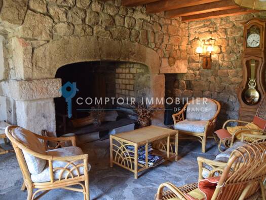 Maison à vendre 840 000 € 14 pièces 6 chambres 276 m² 564 740 m² de terrain Coucouron 07470
