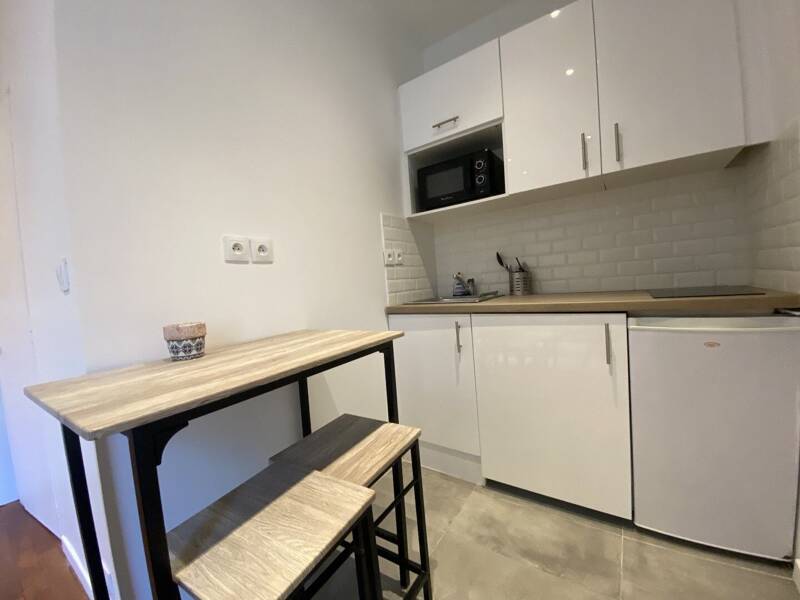 Maison à louer, 23m², PARIS 17E