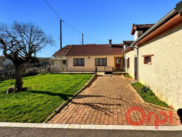 Maison à vendre 147 150 € 6 pièces 4 chambres 130 m² 4 805 m² de terrain Chalivoy-Milon 18130