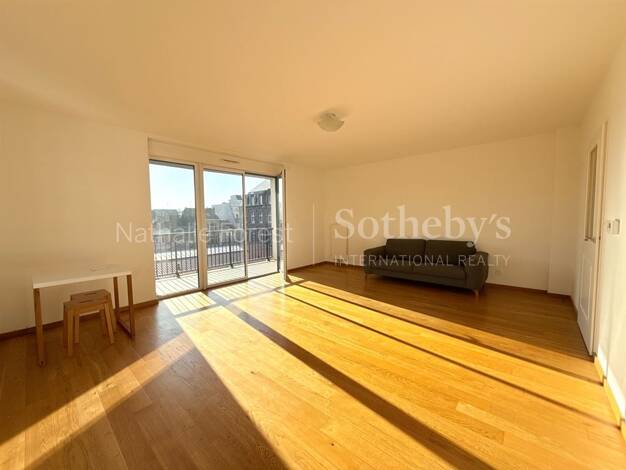 Appartement à vendre 535 000 € 4 pièces 3 chambres 97 m² Étage 4/6 Lille 59800