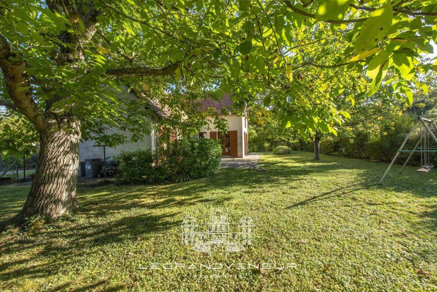 Maison à vendre, 140m², SAINT SAUVEUR SUR ECOLE