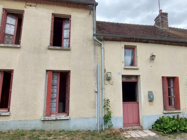 Maison à vendre 39 000 € 3 pièces 2 chambres 100 m² 800 m² de terrain Tourouvre Au Perche 61190