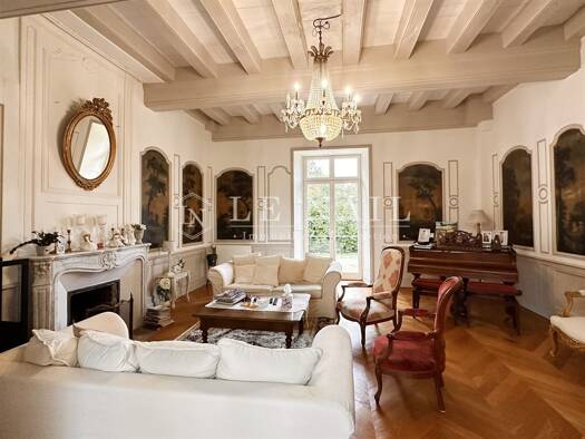Château à vendre 1 490 000 € 10 pièces 6 chambres 500 m² 12 000 m² de terrain Treillières 44119