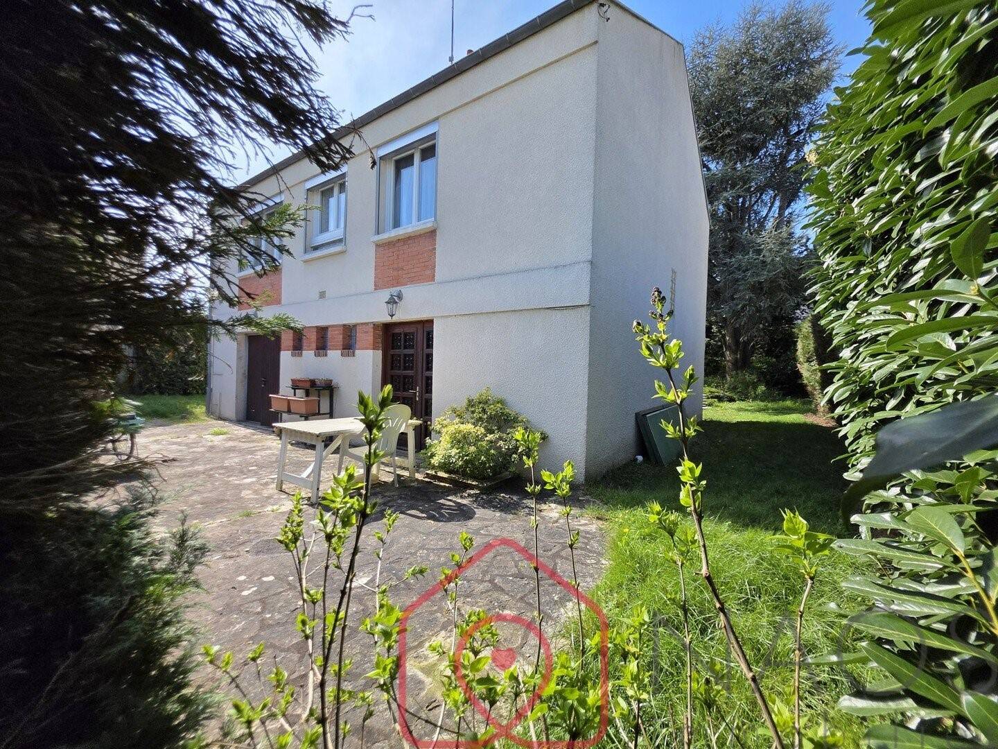 Maison à vendre, 103m², SAINT JEAN DE LA RUELLE