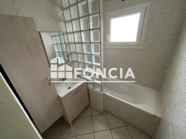 Maison à louer, 77m², VALENCE