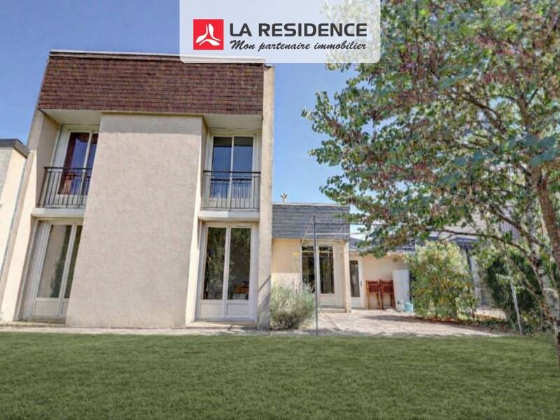 Maison à vendre, 109m², SAINT GERVAIS LA FORET