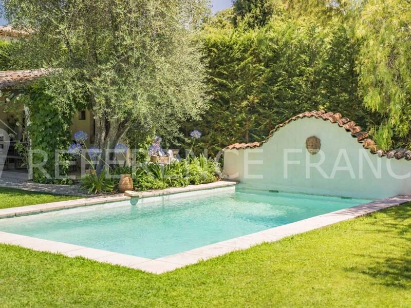 Maison à louer, 300m², MOUGINS