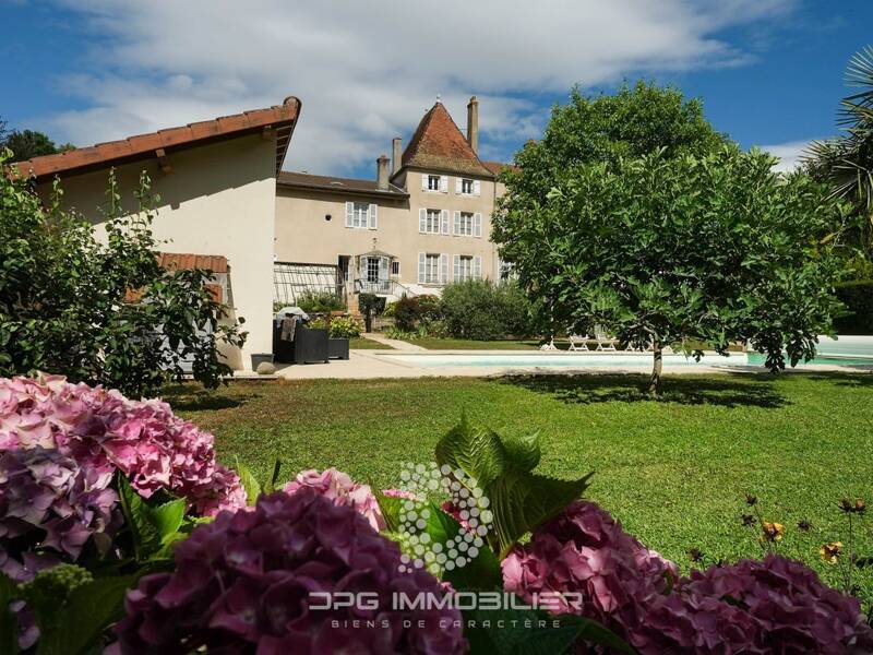 Maison à vendre, 445m², LA ROCHE VINEUSE