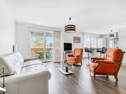 Appartement à vendre 283 392 € 3 pièces 2 chambres 71 m² Étage 1/1 Arès 33740