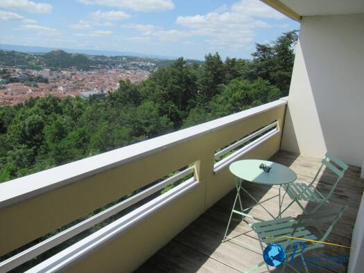 Studio à louer 480 € 1 pièce 34,5 m² RDC Saint-Étienne 42100