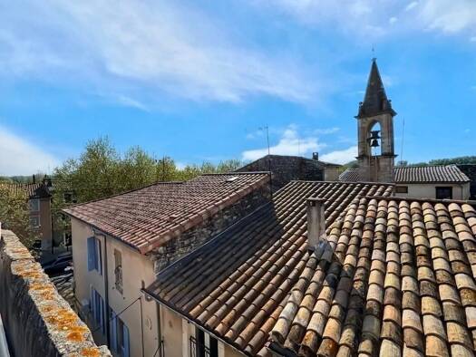 Maison à vendre 175 000 € 3 pièces 2 chambres 95 m² 63 m² de terrain Montfrin 30490