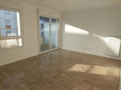Appartement à louer 565 € 2 pièces 46,1 m² Étage 4/5 Morier-Rigny-Pont Volant-Joué Centre Joue les Tours 37300