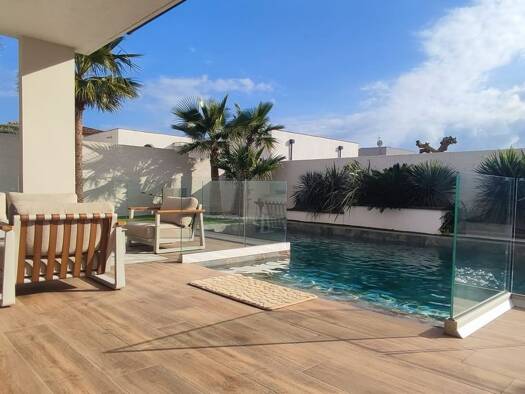 Villa à vendre 997 000 € 5 pièces 3 chambres 141 m² 737 m² de terrain Village Vias 34450