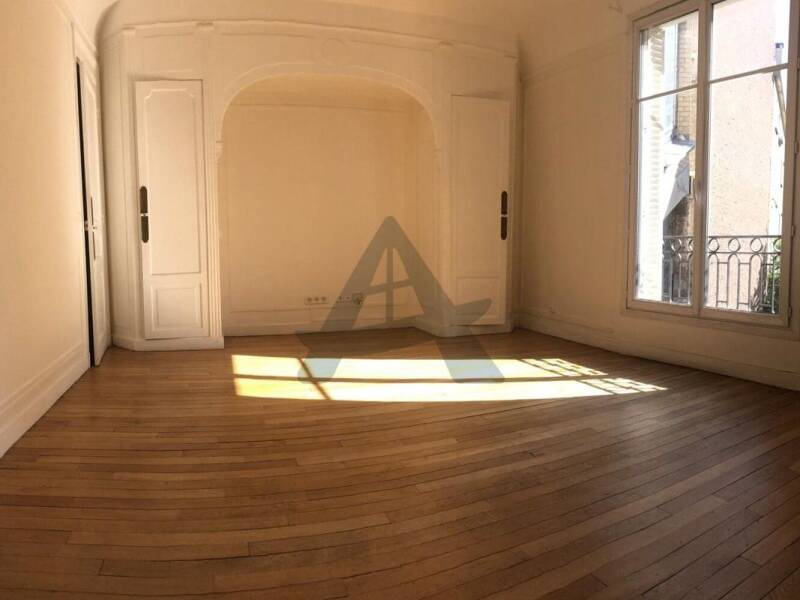 Maison à louer, 32m², PARIS 16E