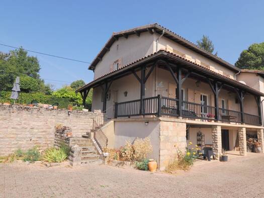 Maison à vendre 298 000 € 11 pièces 7 chambres 230 m² 3 160 m² de terrain Tournus 71700