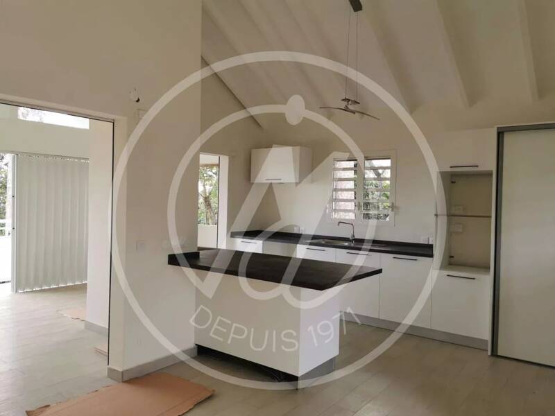 Maison à louer, 0m², PETIT BOURG