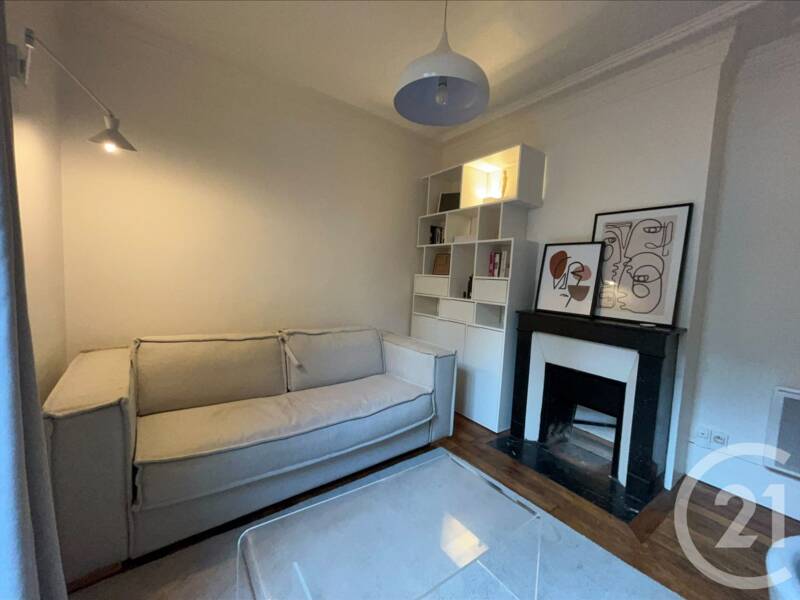 Maison à louer, 16m², PARIS 20E