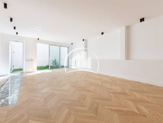 Appartement à vendre 1 590 000 € 5 pièces 4 chambres 146 m² RDC/1 Centre Ville Charenton-le-Pont 94220